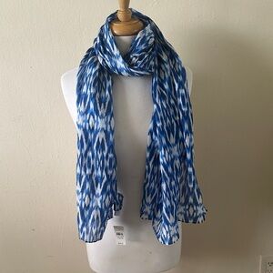 LOFT Blue and White Patterned Scarf